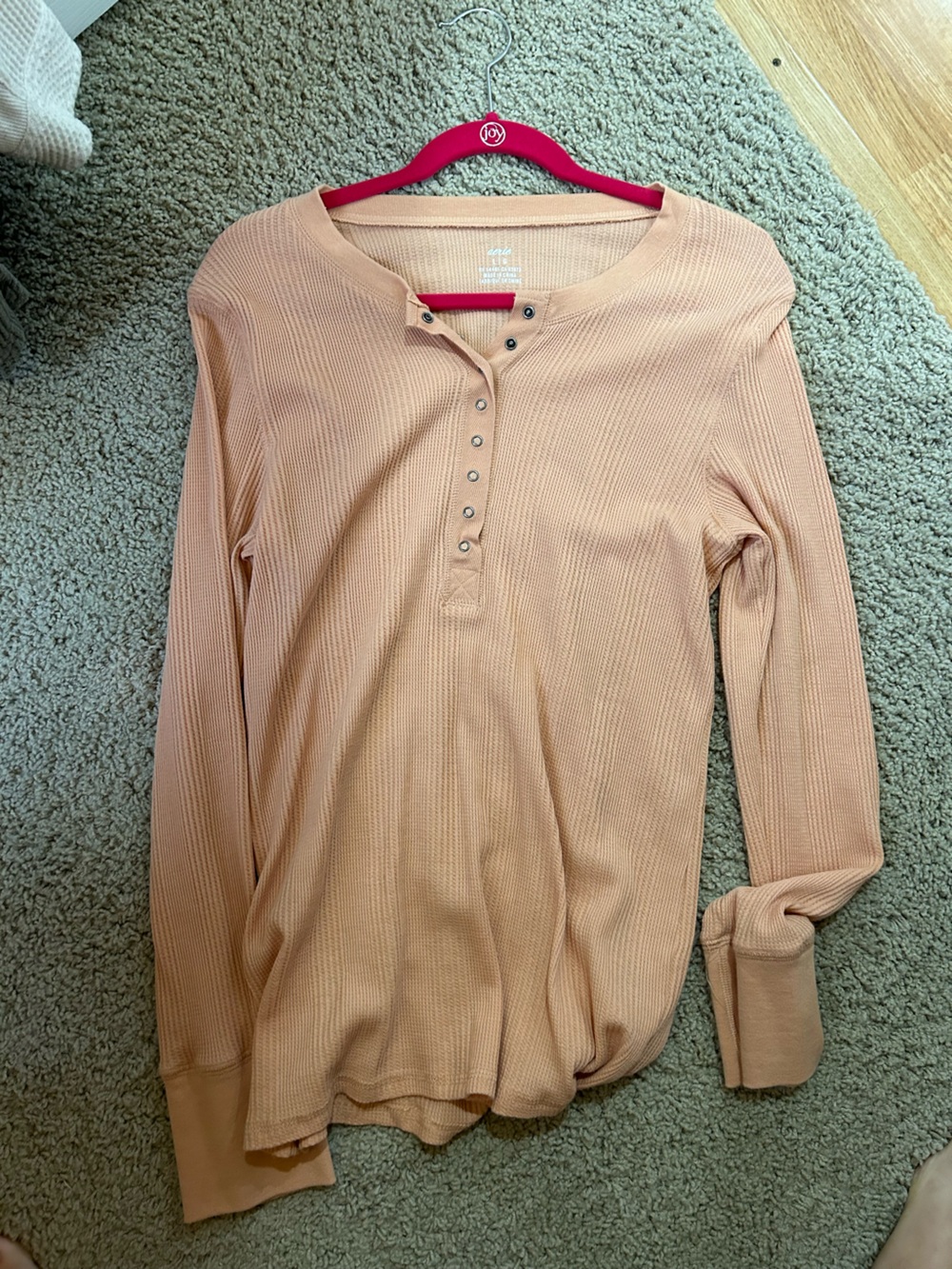 Aerie Women's Peach Ribbed Henley top